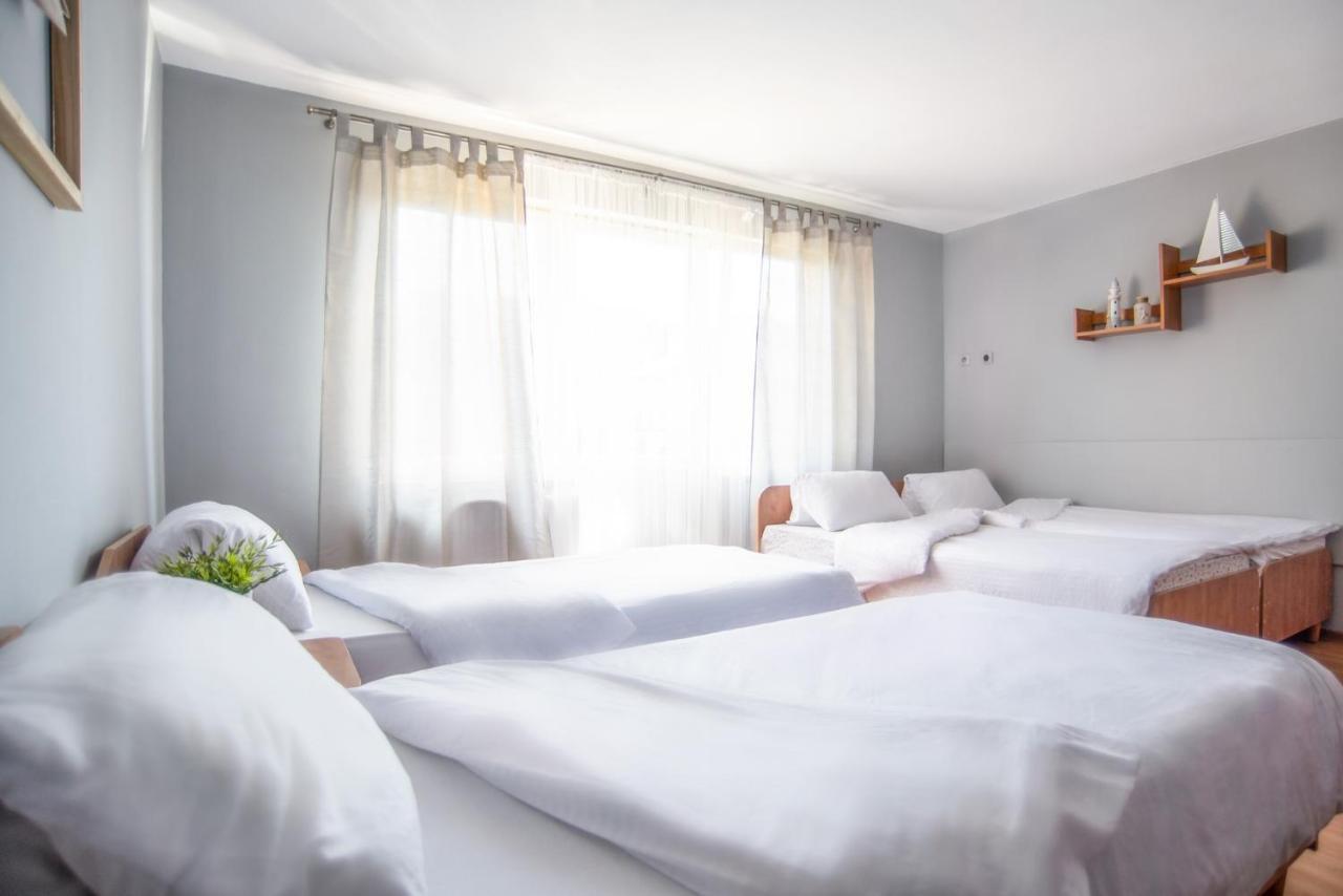 Hotel Promyk Rewal Esterno foto