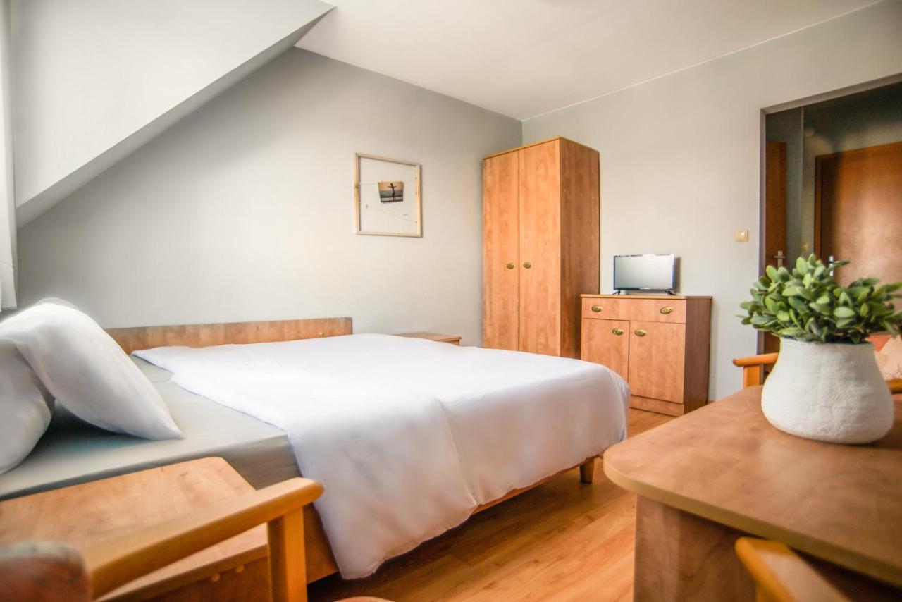 Hotel Promyk Rewal Esterno foto