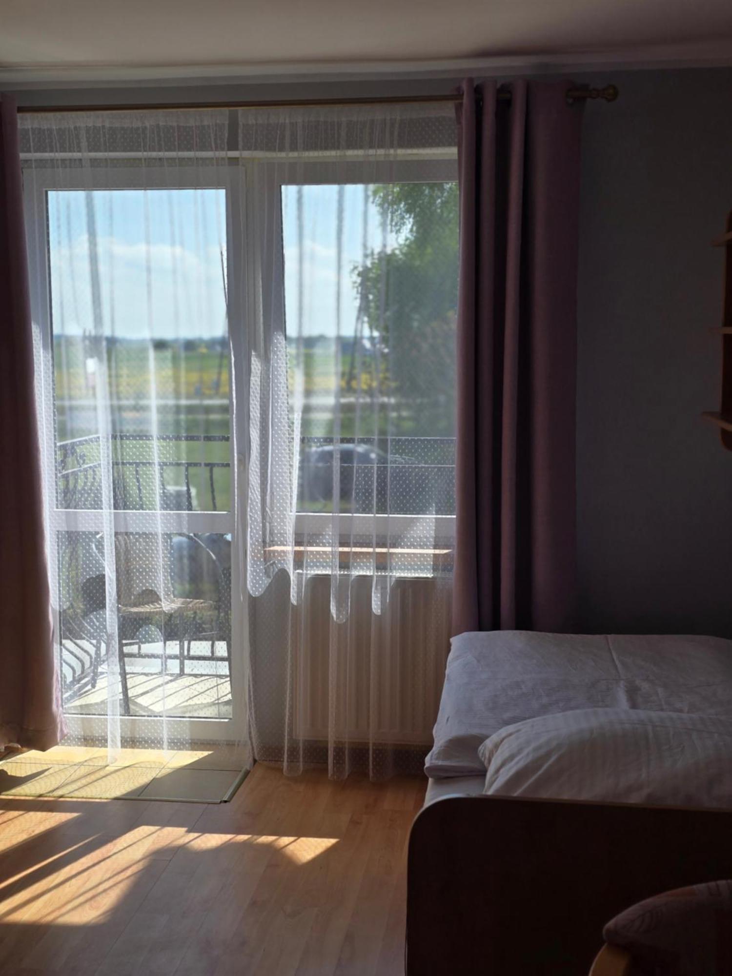 Hotel Promyk Rewal Esterno foto