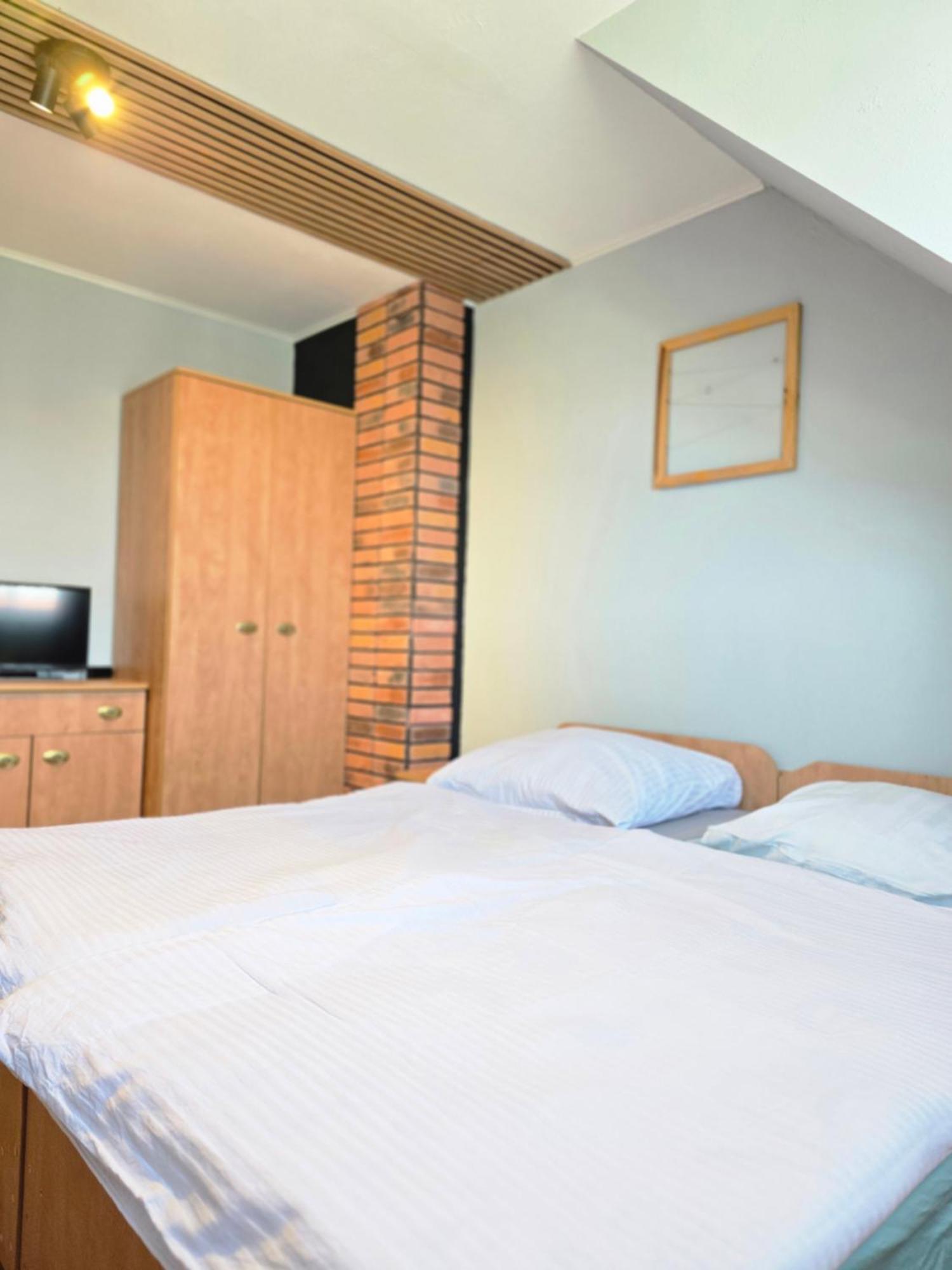 Hotel Promyk Rewal Esterno foto